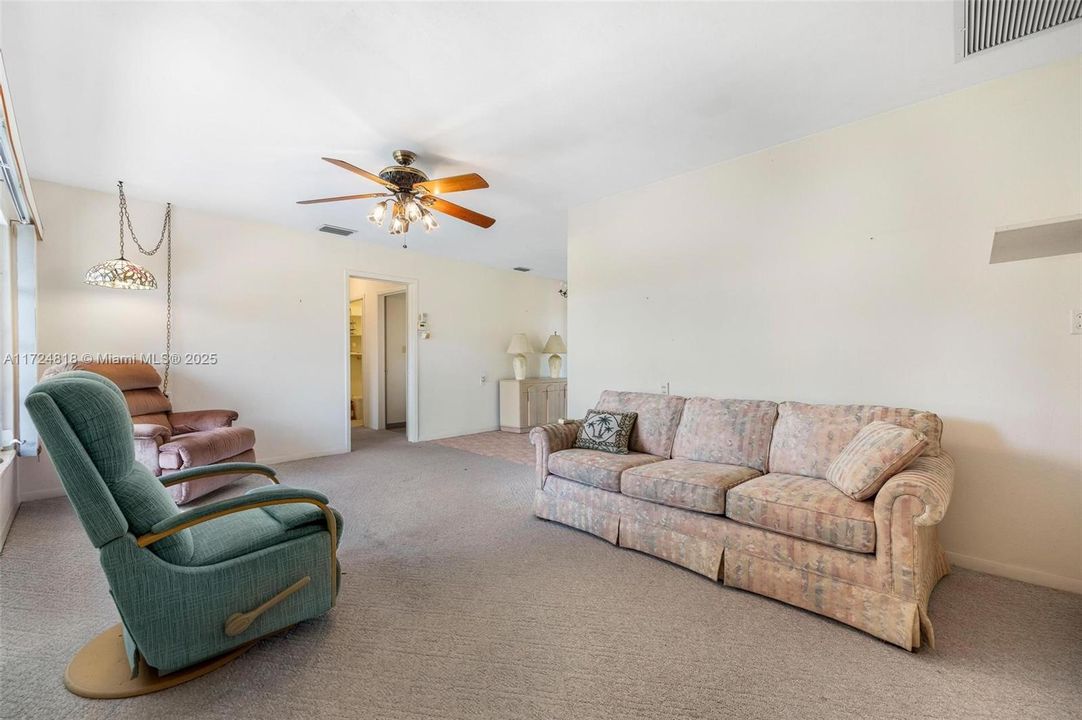 2030 Fort Denaud RD, Labelle, FL 33935