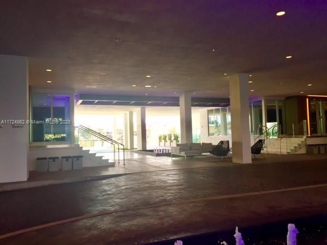 Recently Sold: $1,100 (No Data)