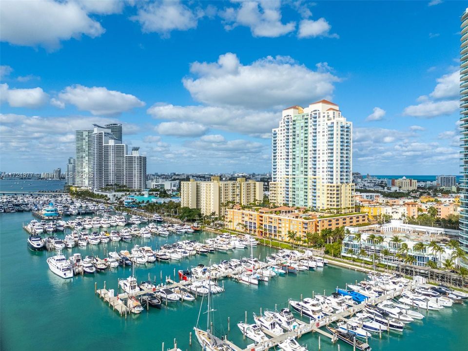 待售: $1,595,000 (2 贝兹, 2 浴室, 1151 平方英尺)