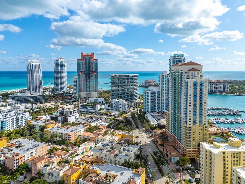 待售: $1,595,000 (2 贝兹, 2 浴室, 1151 平方英尺)