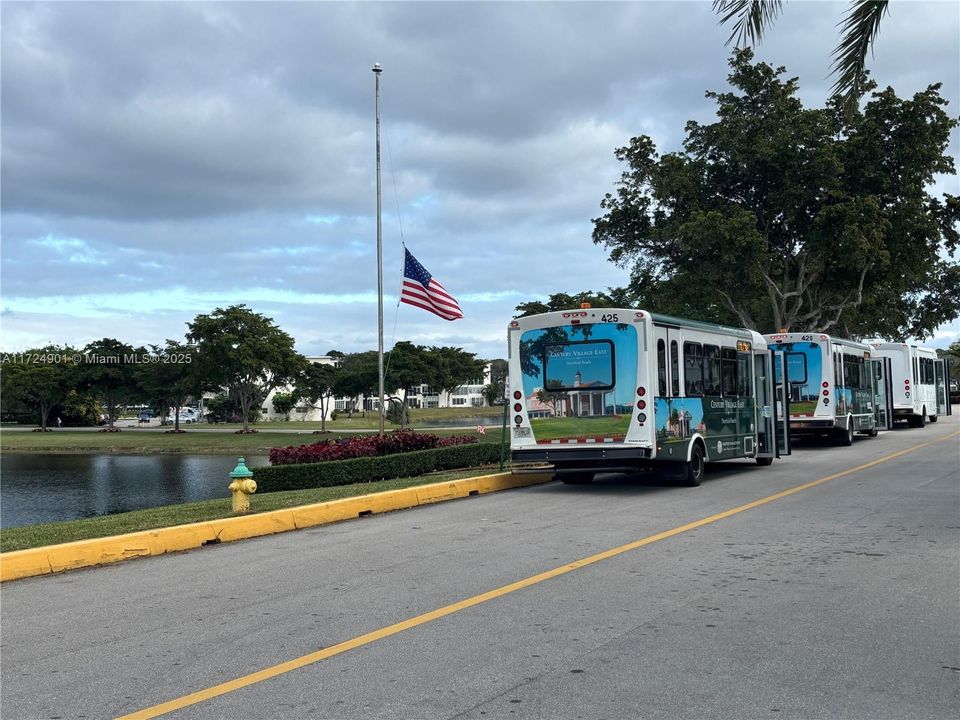 待售: $108,000 (1 贝兹, 1 浴室, 700 平方英尺)