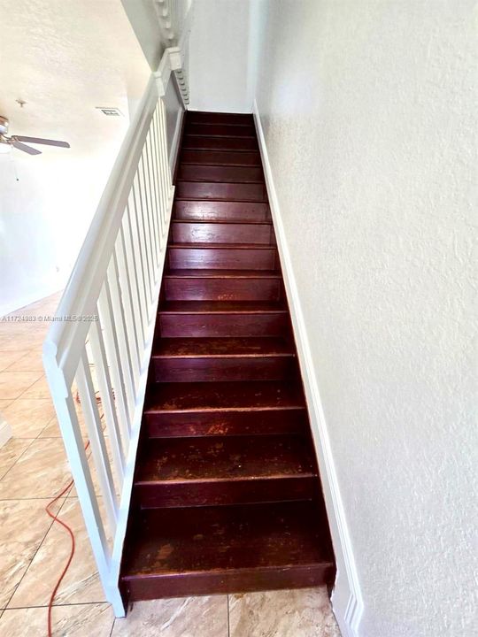 En Venta: $370,000 (3 camas, 2 baños, 1182 Pies cuadrados)