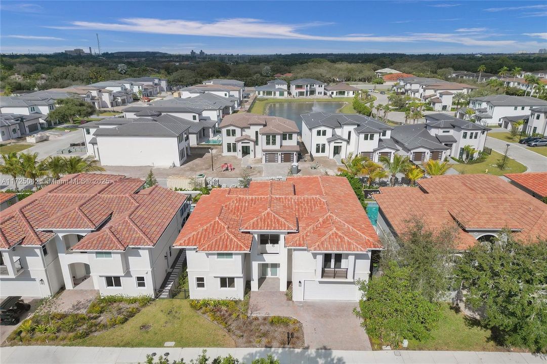 For Sale: $2,179,000 (6 beds, 4 baths, 4174 Square Feet)