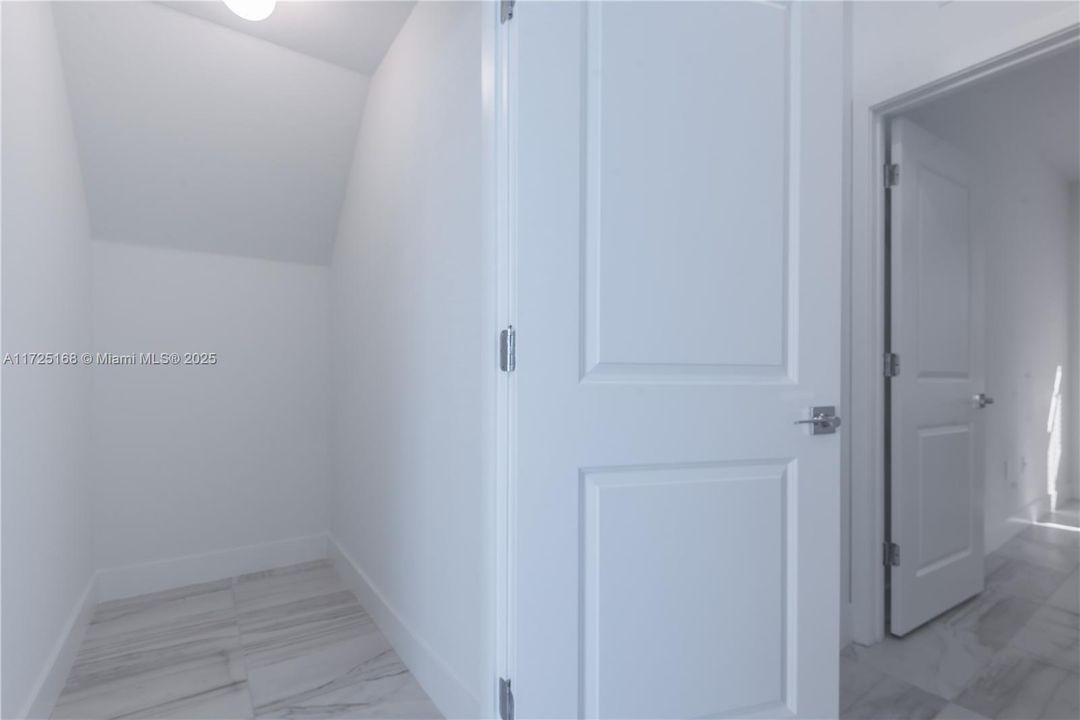 Recently Rented: $4,290 (4 beds, 3 baths, 0 Square Feet)