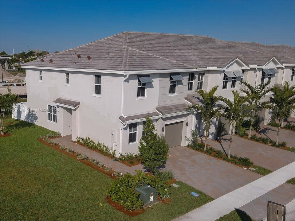 Recently Rented: $4,290 (4 beds, 3 baths, 0 Square Feet)