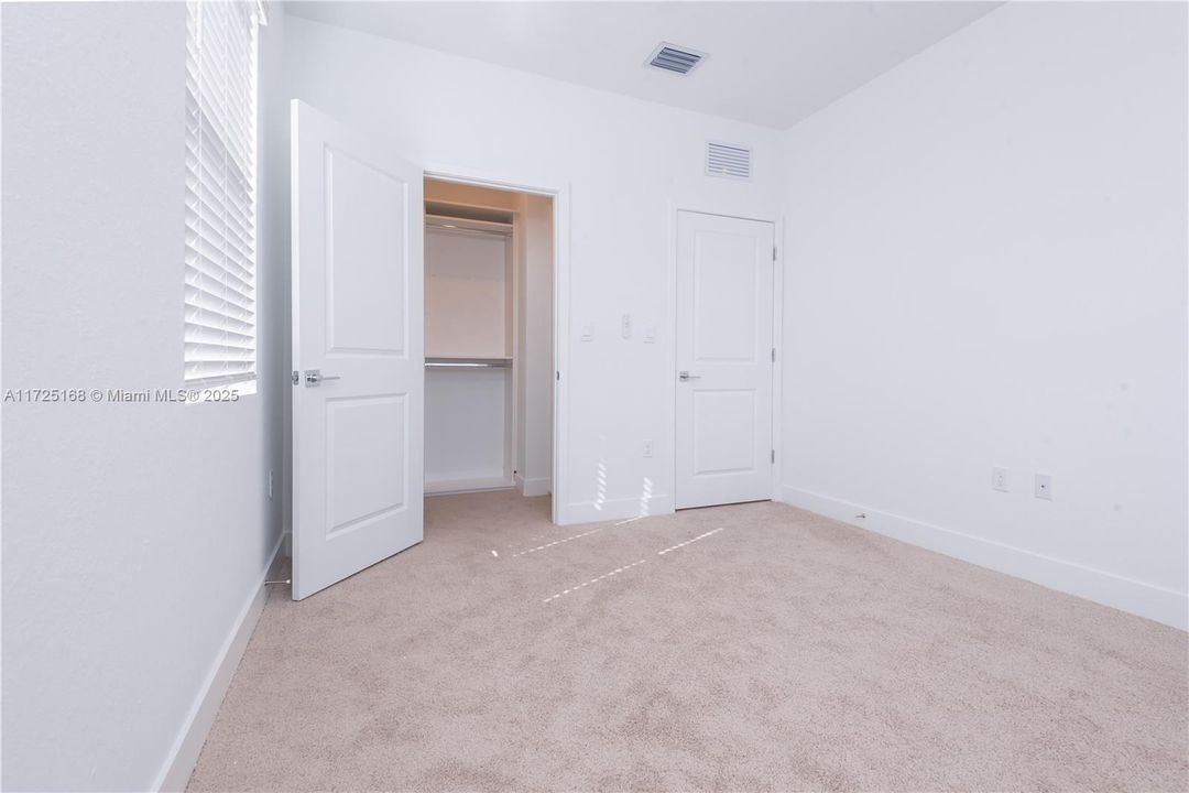 Recently Rented: $4,290 (4 beds, 3 baths, 0 Square Feet)