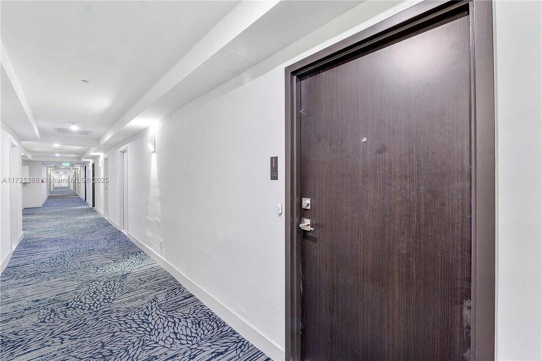 Vendido Recientemente: $399,000 (1 camas, 1 baños, 910 Pies cuadrados)