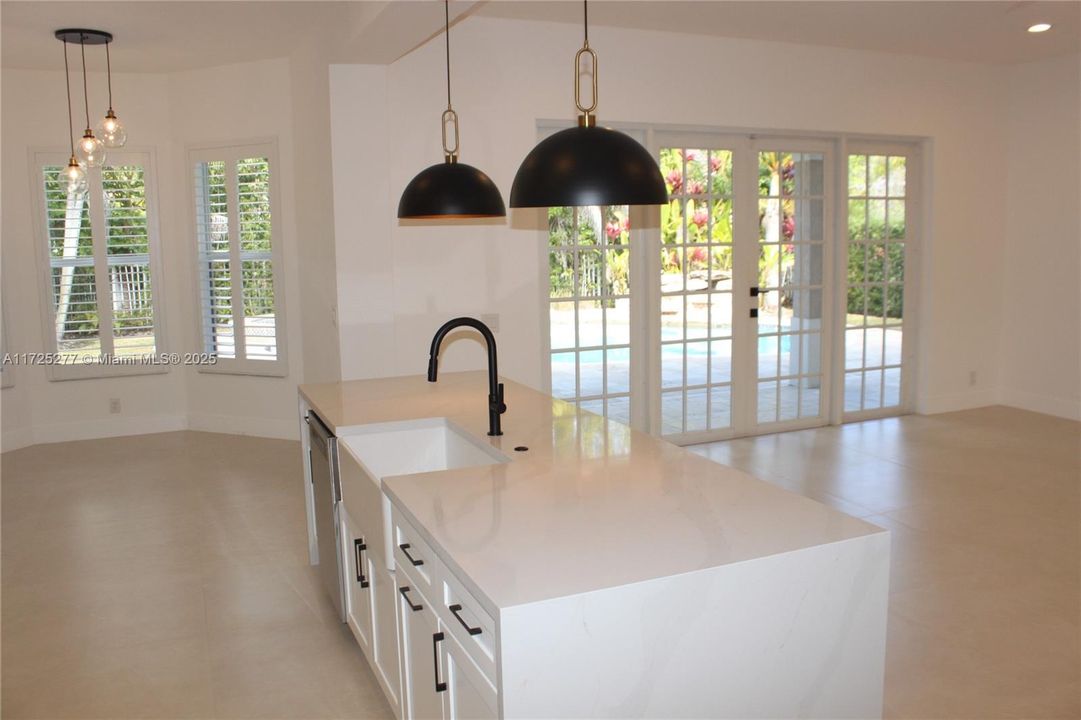 Recently Rented: $10,000 (6 beds, 4 baths, 3231 Square Feet)