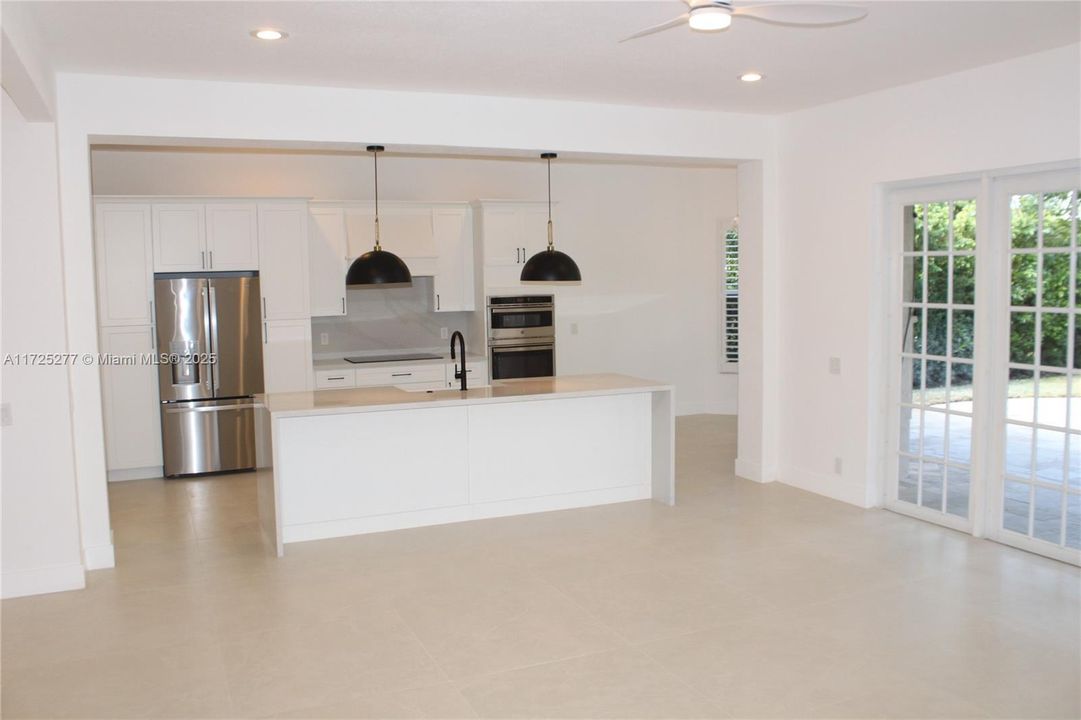 Recently Rented: $10,000 (6 beds, 4 baths, 3231 Square Feet)