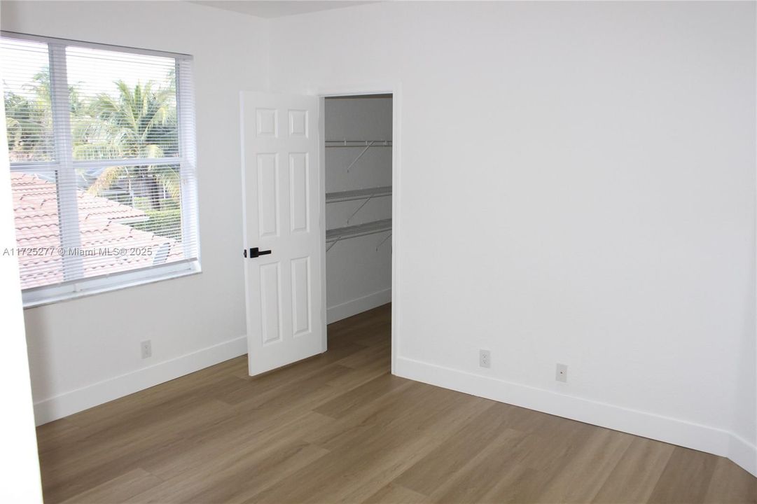 Recently Rented: $10,000 (6 beds, 4 baths, 3231 Square Feet)