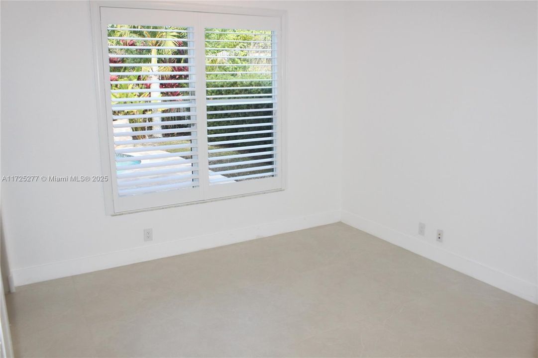 Recently Rented: $10,000 (6 beds, 4 baths, 3231 Square Feet)