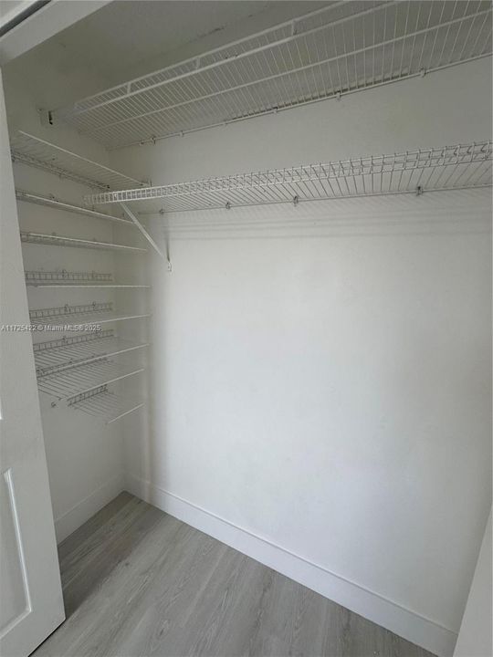 Recently Rented: $3,300 (3 beds, 2 baths, 1528 Square Feet)