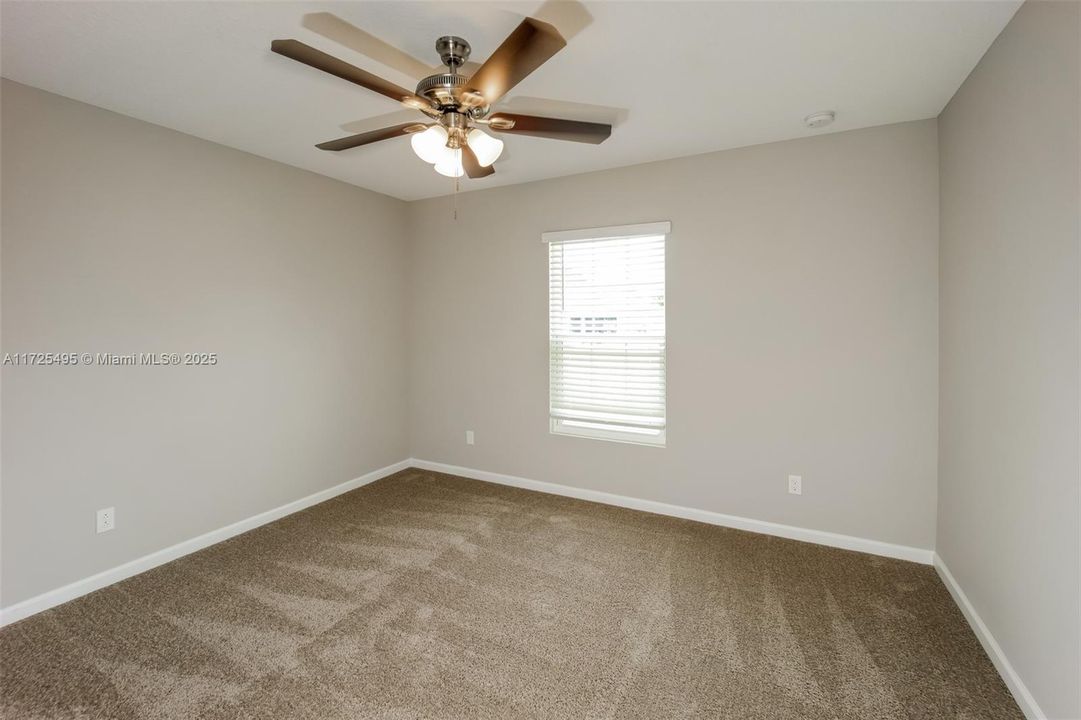 最近租的: $2,355 (4 贝兹, 2 浴室, 1833 平方英尺)