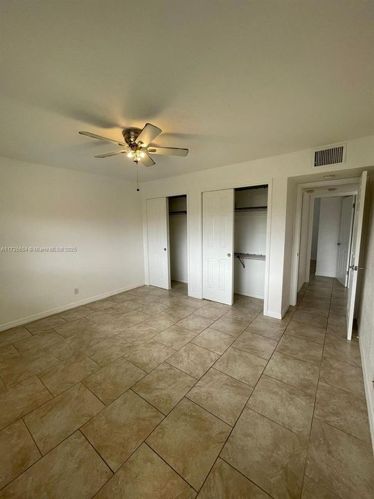 Recently Rented: $1,900 (2 beds, 1 baths, 828 Square Feet)