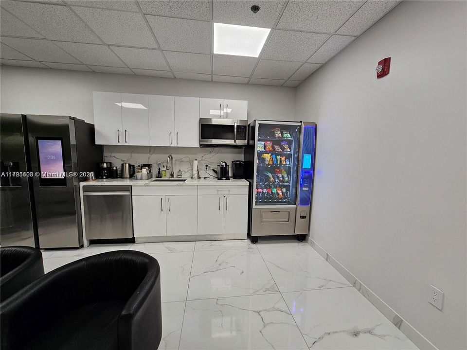For Rent: $850 (0 beds, 0 baths, 0 Square Feet)