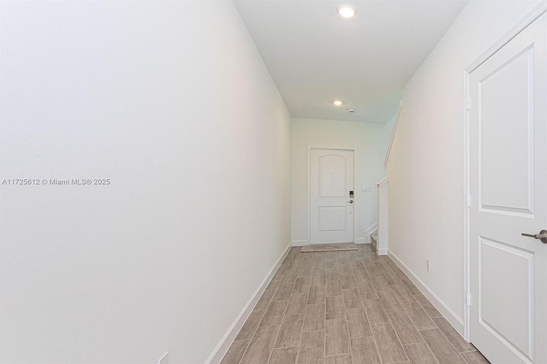 Недавно арендовано: $3,800 (4 спален, 3 ванн, 0 Квадратных фут)