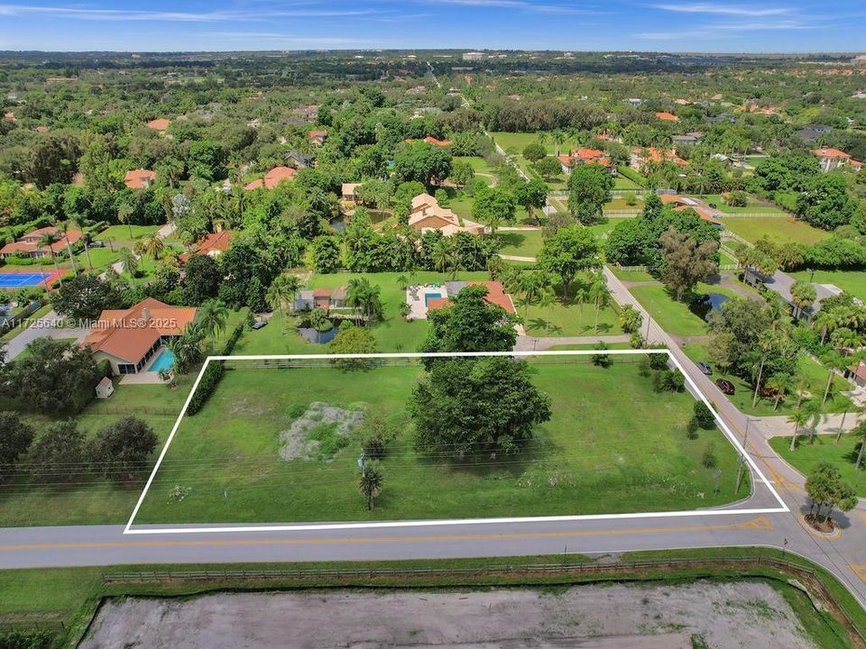 Recently Sold: $850,000 (0.97 acres)