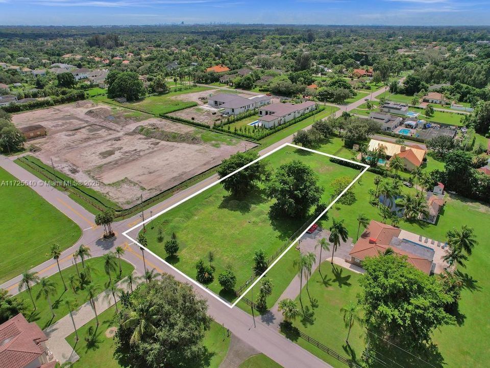 Recently Sold: $850,000 (0.97 acres)