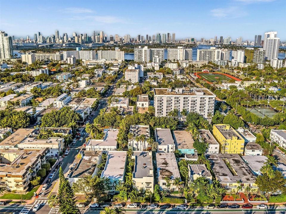 最近售出: $225,000 (1 贝兹, 1 浴室, 460 平方英尺)