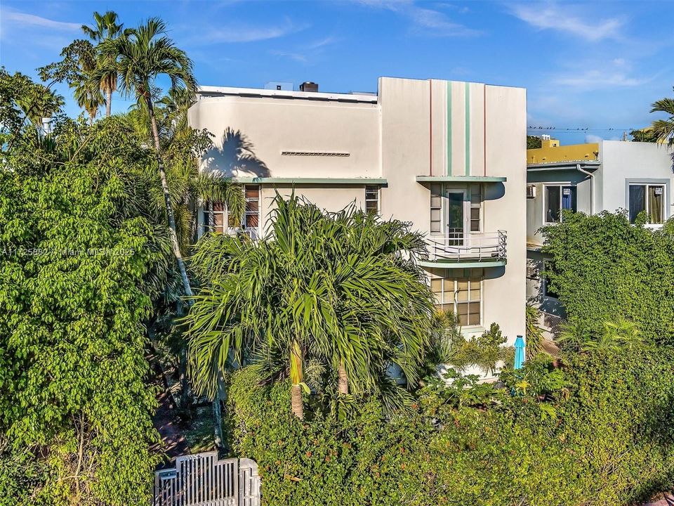 最近售出: $225,000 (1 贝兹, 1 浴室, 460 平方英尺)