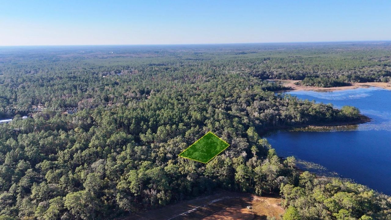 Vendido Recientemente: $33,000 (0.59 acres)