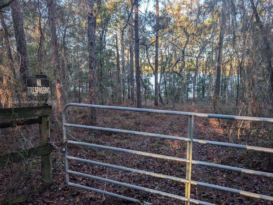 Vendido Recientemente: $33,000 (0.59 acres)