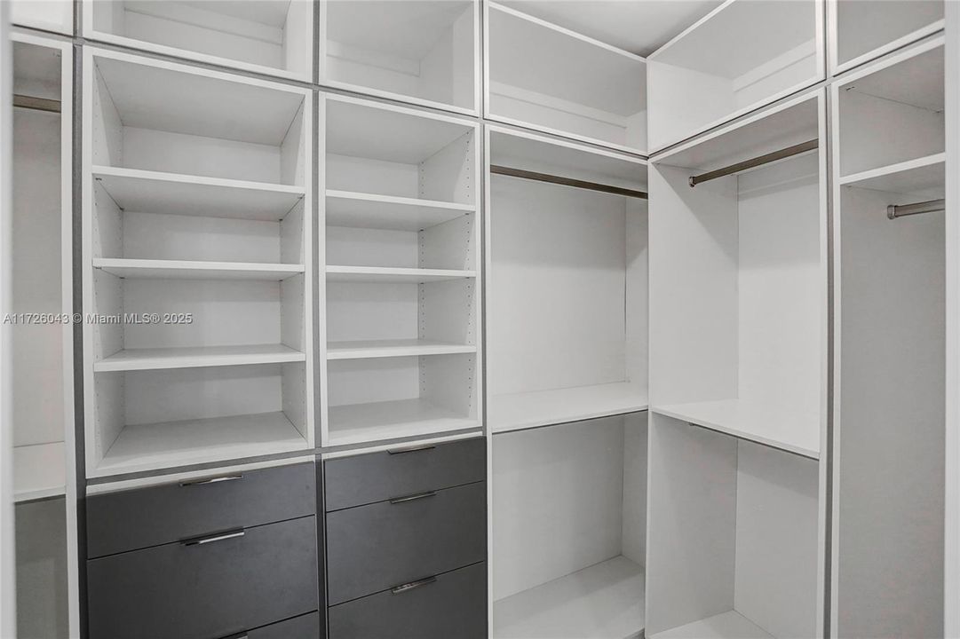 En Venta: $4,850,000 (4 camas, 4 baños, 3171 Pies cuadrados)