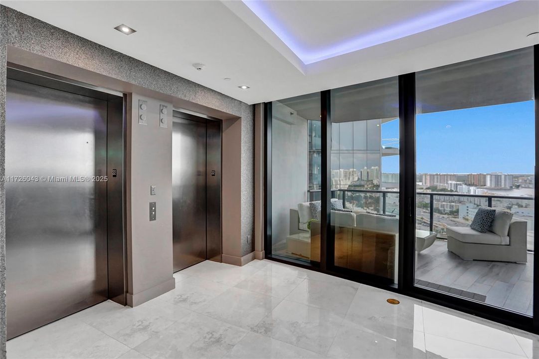 En Venta: $4,850,000 (4 camas, 4 baños, 3171 Pies cuadrados)