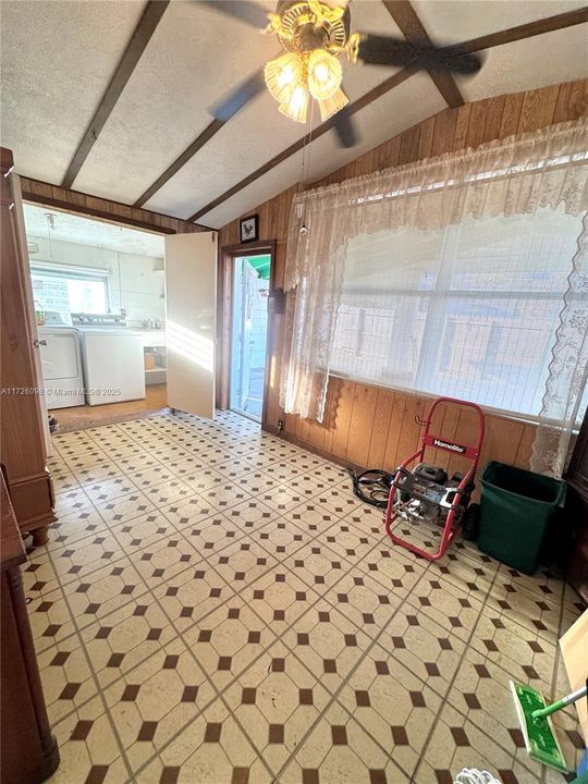 Недавно арендовано: $1,550 (2 спален, 2 ванн, 1131 Квадратных фут)