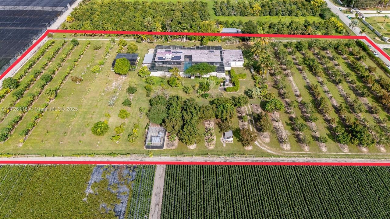 Recently Sold: $1,650,000 (4 beds, 4 baths, 2735 Square Feet)