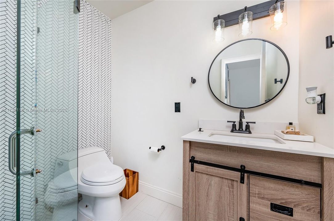 Recently Sold: $1,650,000 (4 beds, 4 baths, 2735 Square Feet)