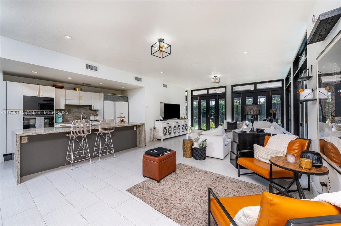 Recently Sold: $1,650,000 (4 beds, 4 baths, 2735 Square Feet)