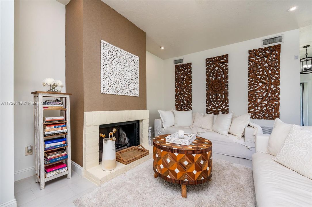 Recently Sold: $1,650,000 (4 beds, 4 baths, 2735 Square Feet)