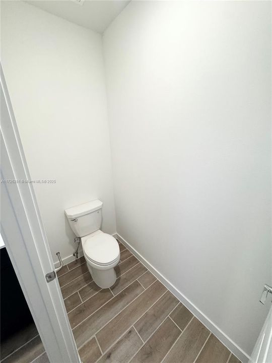 Recientemente alquilado: $2,700 (3 camas, 2 baños, 1785 Pies cuadrados)