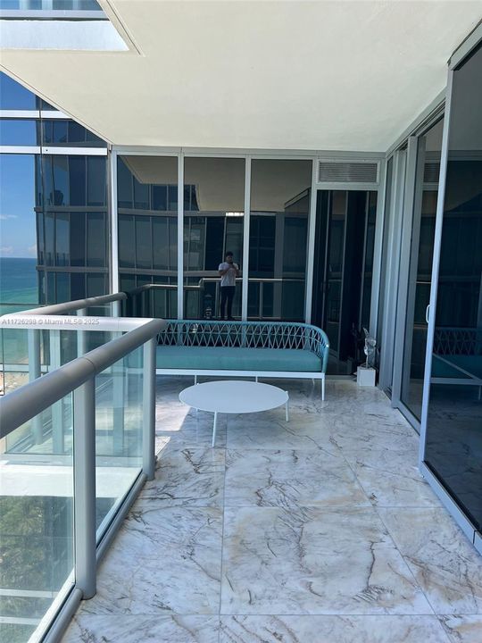 待售: $2,999,000 (3 贝兹, 3 浴室, 1956 平方英尺)