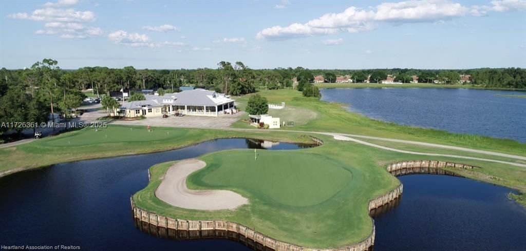 En Venta: $39,900 (0.23 acres)