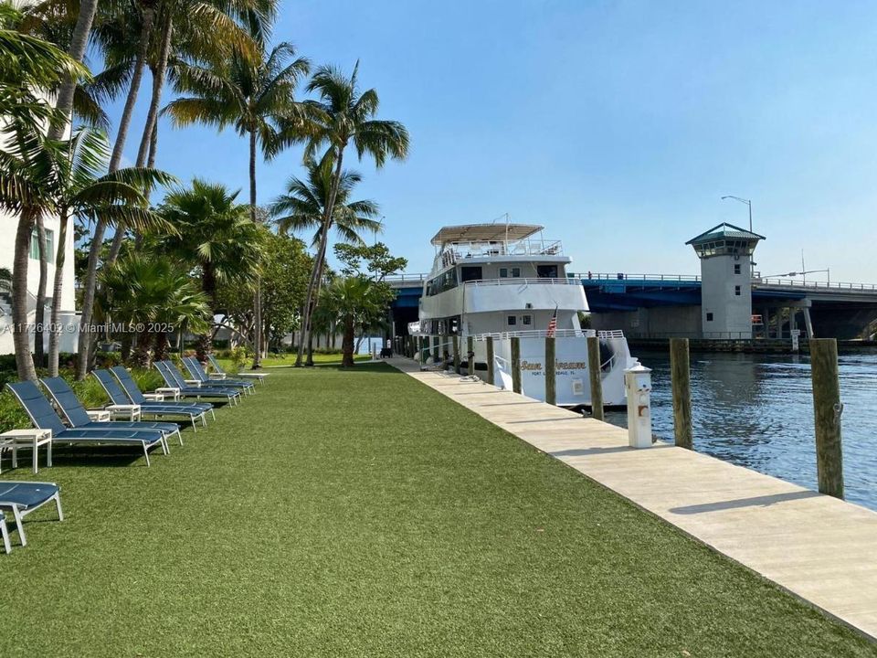 На продажу: $199,000 (1 спален, 1 ванн, 586 Квадратных фут)