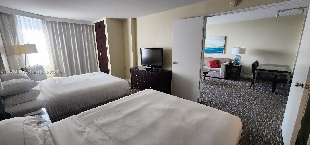 На продажу: $199,000 (1 спален, 1 ванн, 586 Квадратных фут)