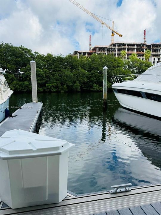 Недавно продано: $1,200 (Нет данных)