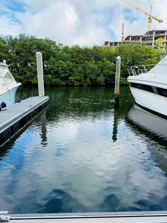 Недавно продано: $1,200 (Нет данных)