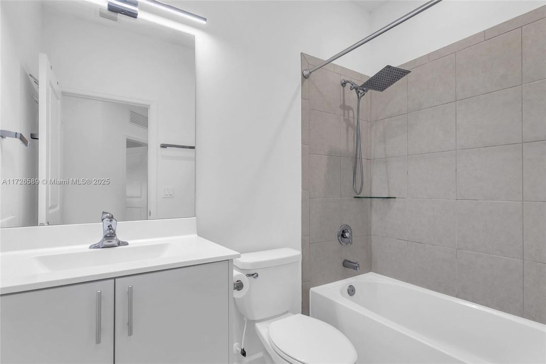 For Sale: $630,000 (3 beds, 2 baths, 1888 Square Feet)