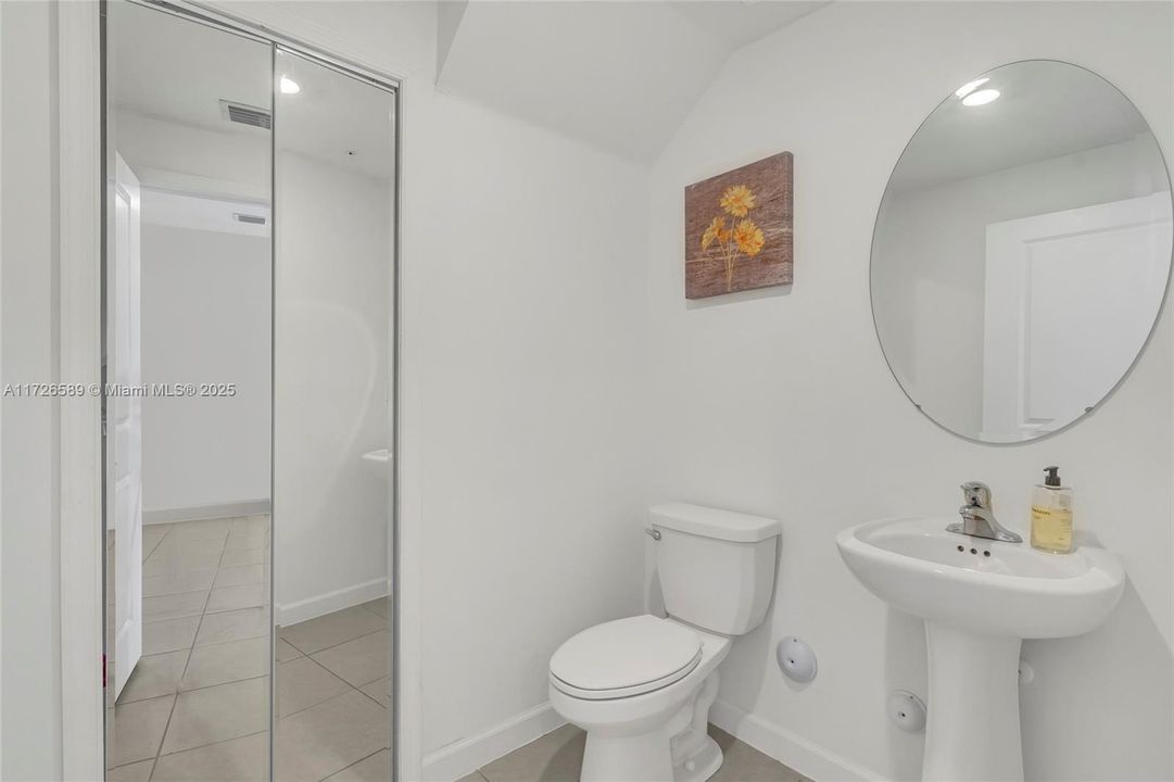 For Sale: $630,000 (3 beds, 2 baths, 1888 Square Feet)