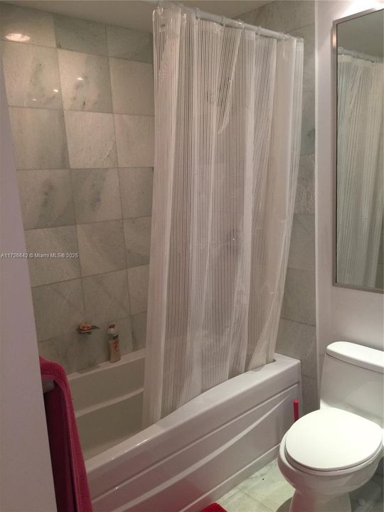 Recently Rented: $3,000 (1 beds, 2 baths, 1147 Square Feet)