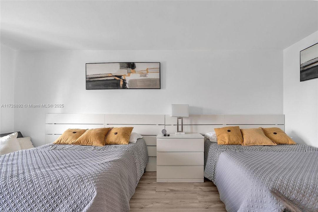 На продажу: $150,000 (0 спален, 1 ванн, 360 Квадратных фут)