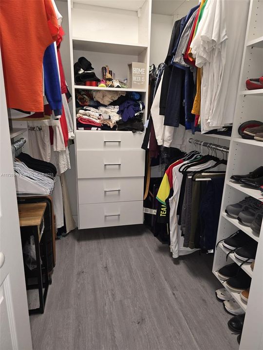 Recently Sold: $324,900 (2 beds, 2 baths, 1060 Square Feet)