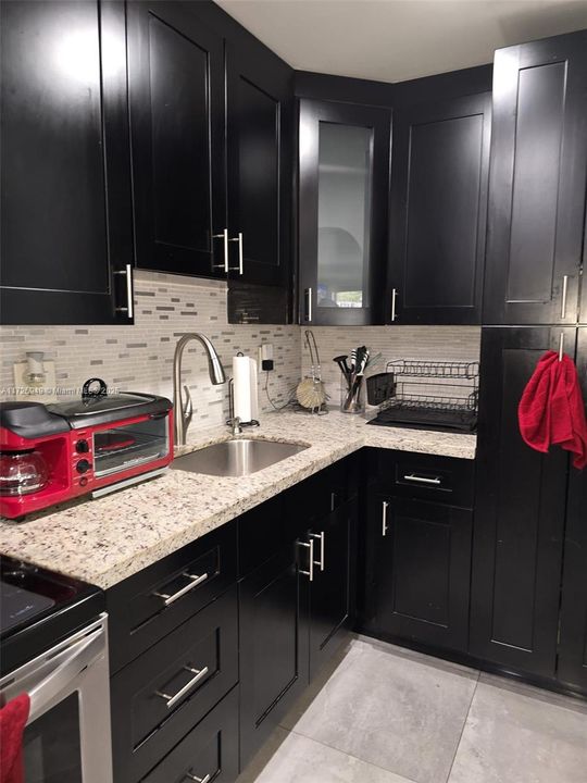 Recently Sold: $324,900 (2 beds, 2 baths, 1060 Square Feet)