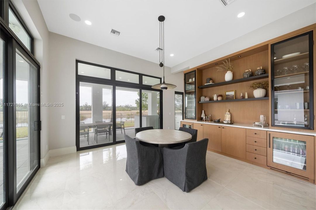 For Sale: $6,250,000 (7 beds, 8 baths, 9019 Square Feet)