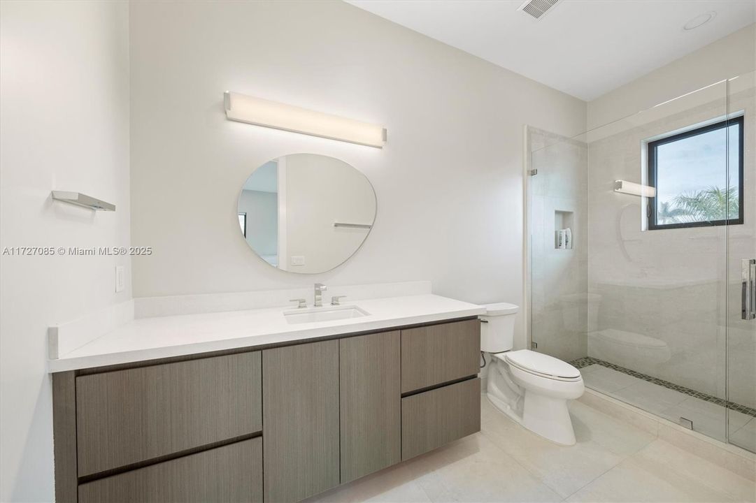 For Sale: $6,250,000 (7 beds, 8 baths, 9019 Square Feet)