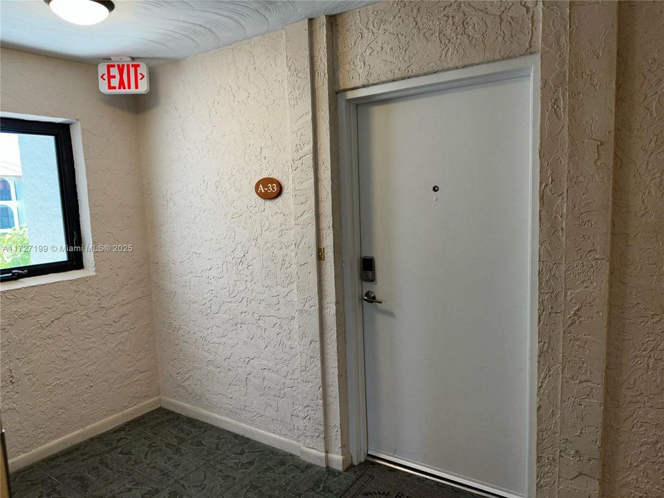 待售: $639,000 (3 贝兹, 2 浴室, 1650 平方英尺)