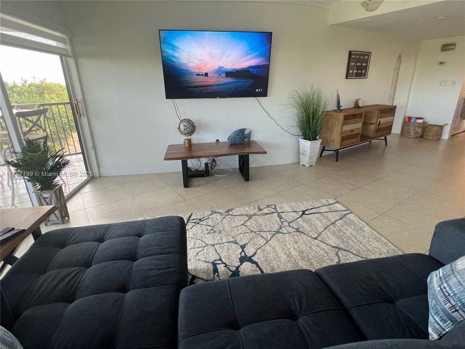 待售: $639,000 (3 贝兹, 2 浴室, 1650 平方英尺)